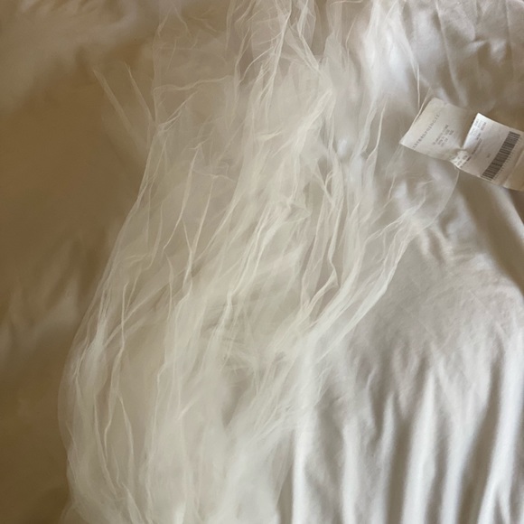 Anthropologie wedding veil - Picture 3 of 8